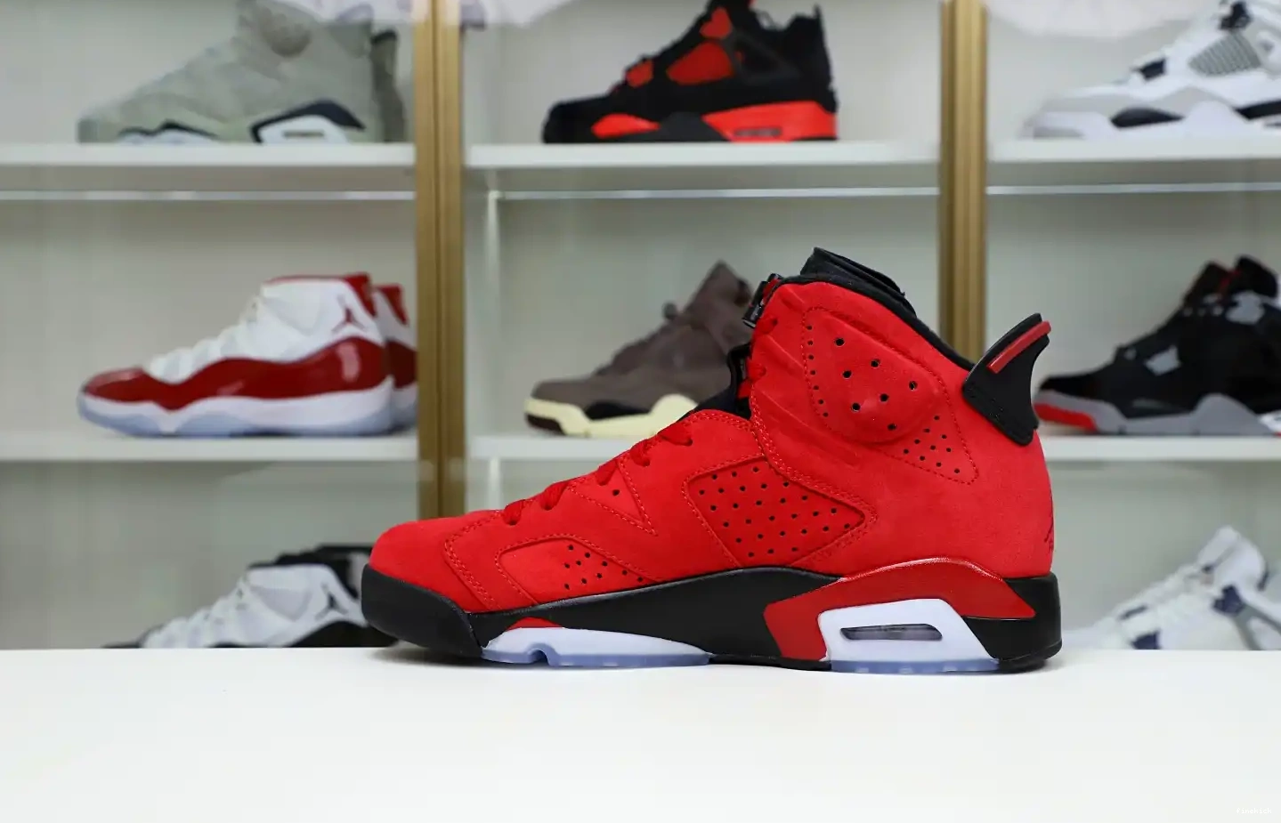 6 Jordan Retro 
